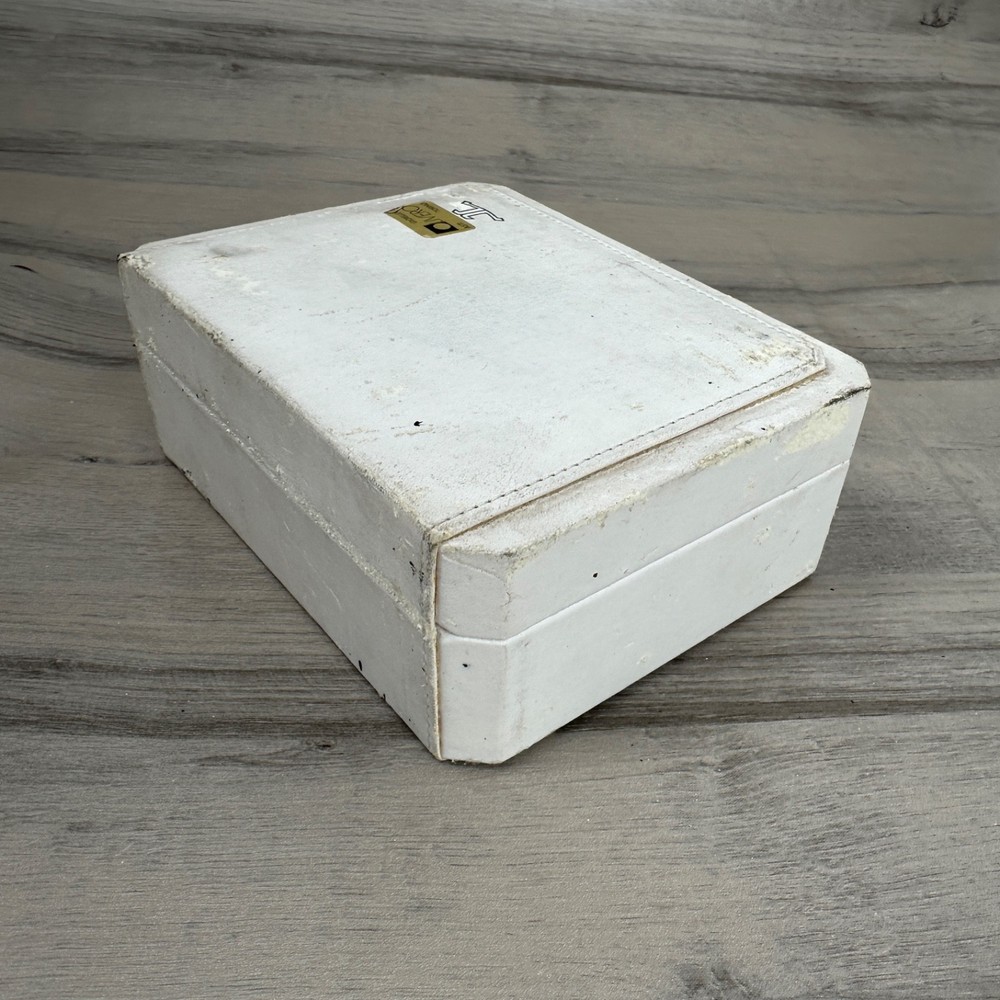 JLC Watch Box 2000s White Empty.
