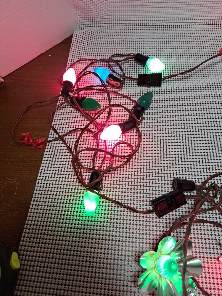 Gilbert Vintage C7 Christmas Light Strings 3 Sets 7 Sockets Per String, 11' 4"