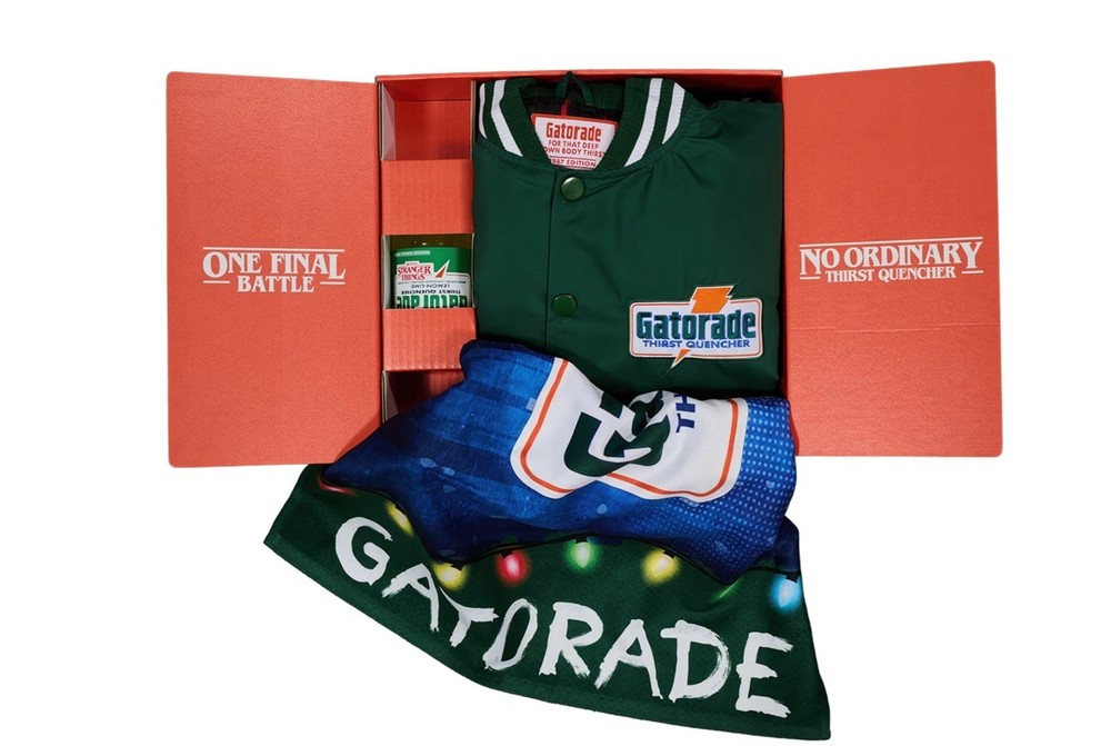 Gatorade x Stranger Things Upside Down Capsule - Size M - IN HANDS