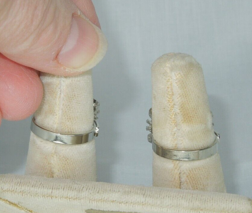 2 Ring Blanks Settings Cabochon Adjustable silver Plated Brass NEW 85V