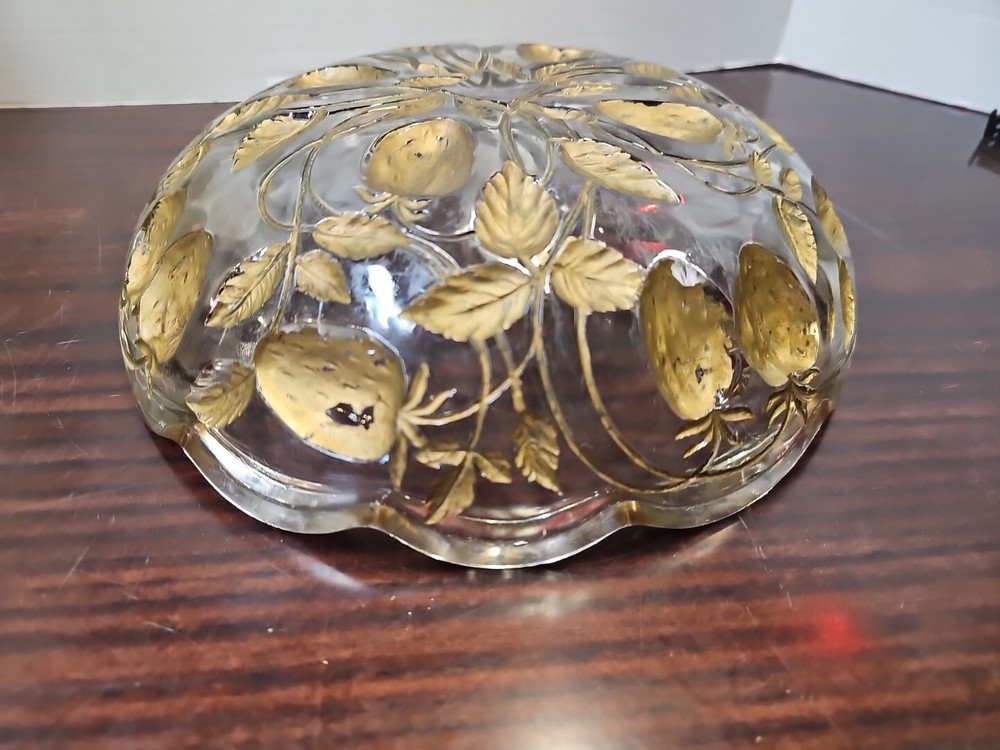 Carnival glass Grape Vine Wreath ICS bowl 9"