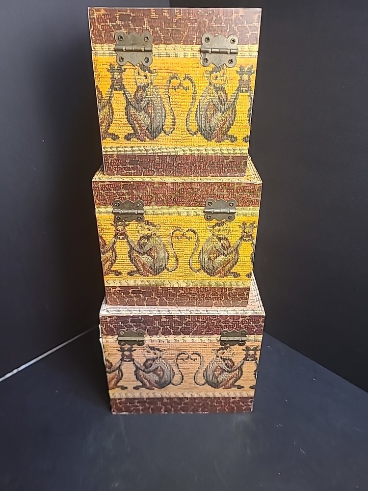 Nesting Boxes Monkeys