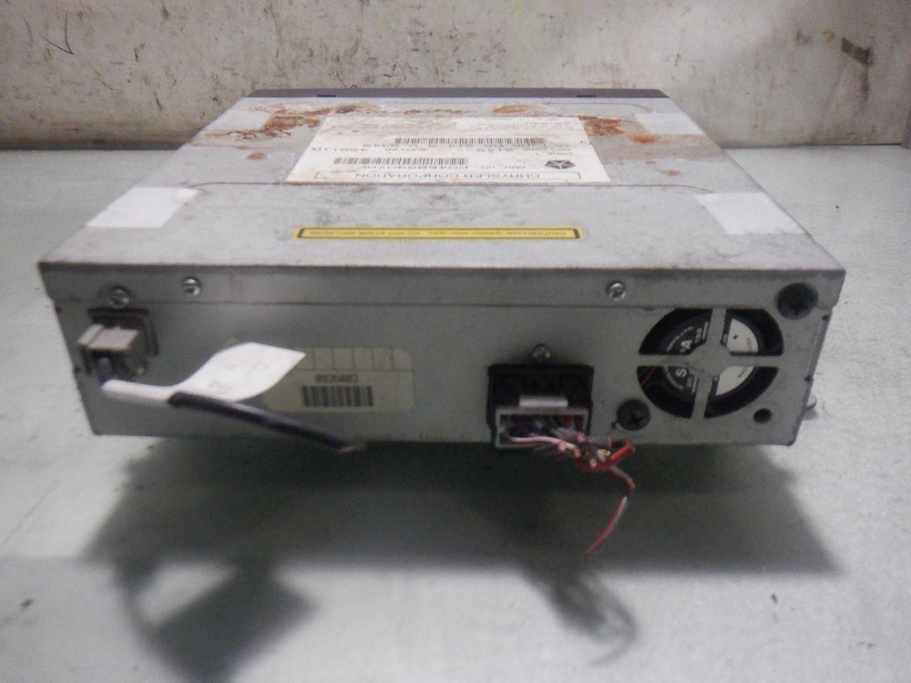 06 CHRYSLER PACIFICA Info Screen 04685907AF