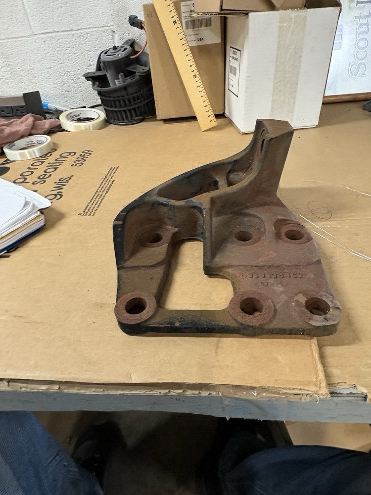 3606384C1  Cummins ISX DPF Engine Mount Used