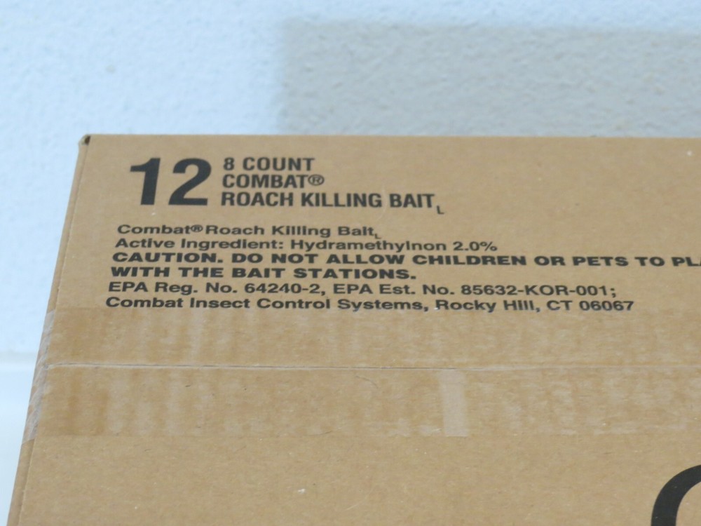 Combat Roach Killing Bait for Large Roaches, Package Includes 8 Stations 12 Pack