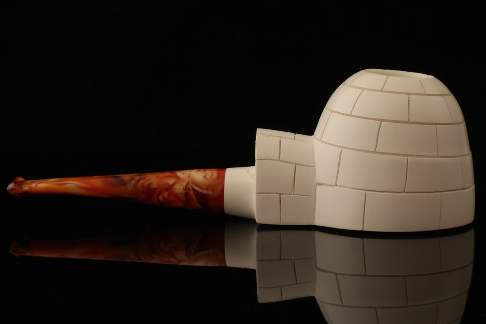 Igloo Block Meerschaum Pipe with custom case 13788