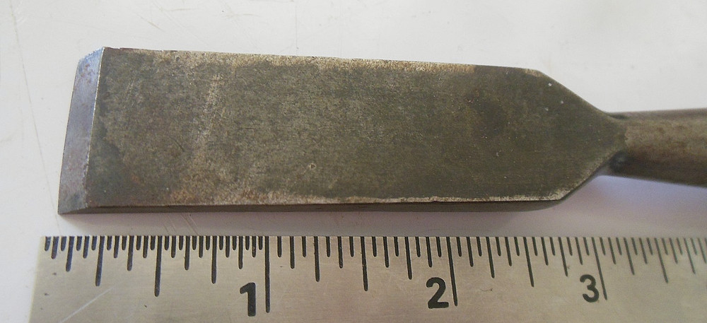 Nice Looking Vintage Merrill & Wilder 13/16" Square Edge Socket Chisel