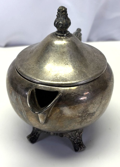 Leonard Silverplate Footed Creamer Pitcher With Lid