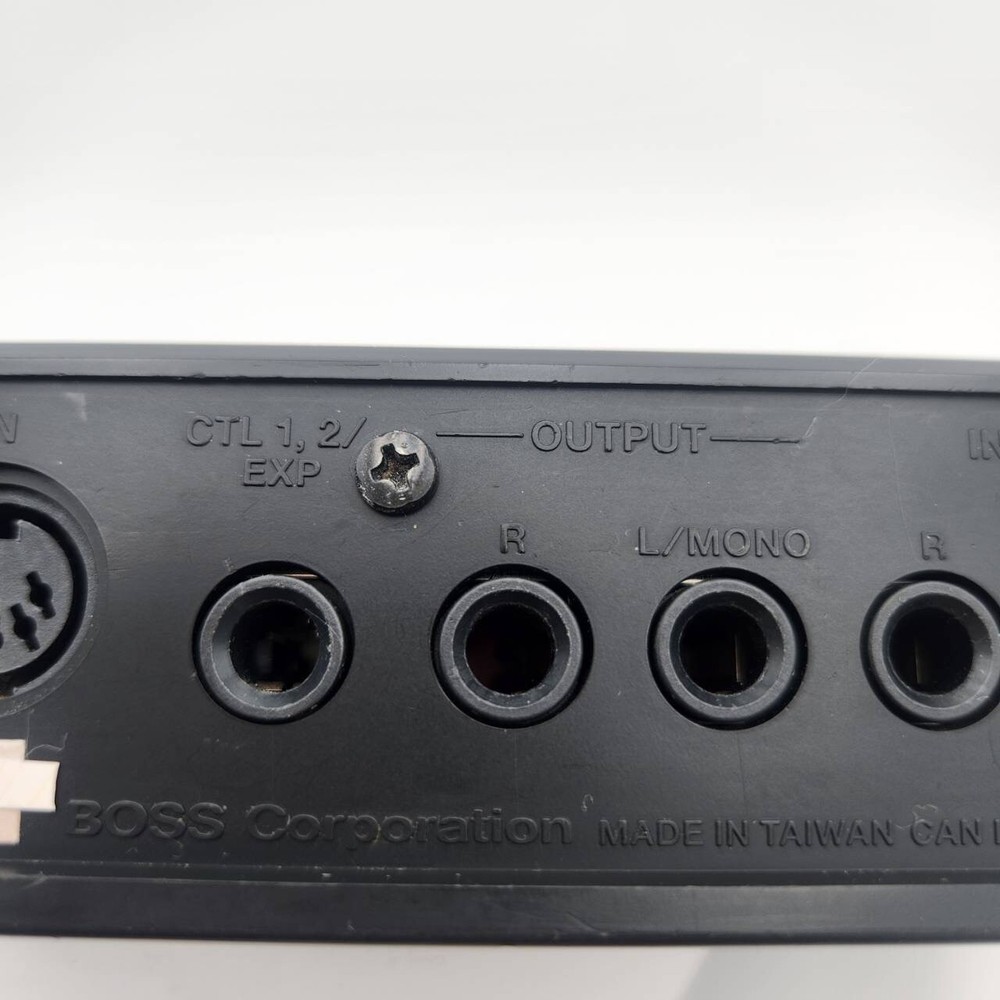 BOSS RC-202 Loop Station Tabletop Multi-Effects Pedal Tested Good Condition