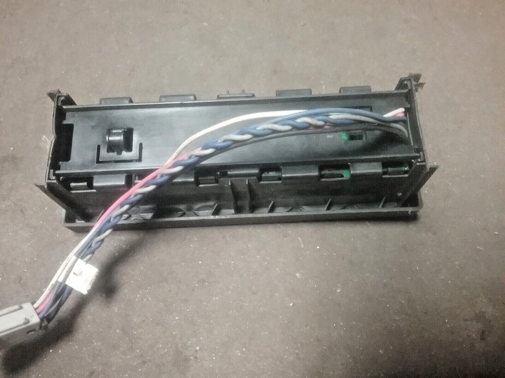 INTERNATIONAL SWITCH PANEL 3575432C4 , 32289
