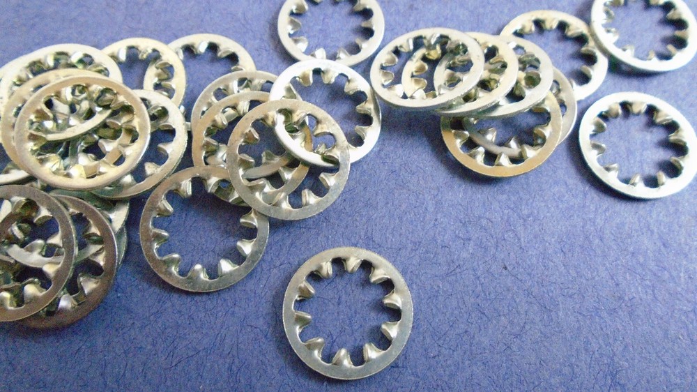 (40 Pack) 1/4" Internal Star Lockwasher 1/4" Thread Stud Bolt Nut Lock Washer