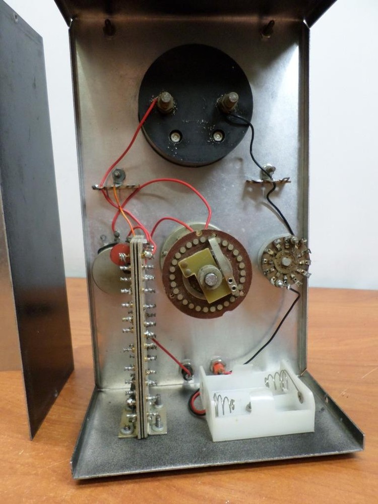 Vintage Simpson Model 29 Direct Current Volt Meter