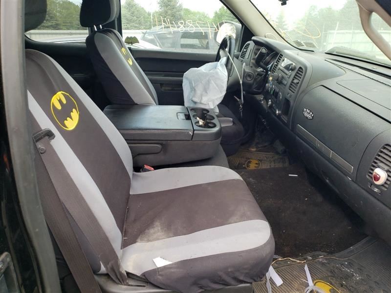 SILVRDO15 2011 Headrest 363905