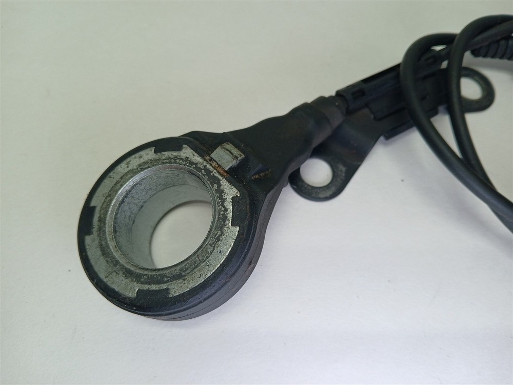 Harley-Davidson 2012 Electra Glide Front ABS Wheel Speed Sensor 40614-08