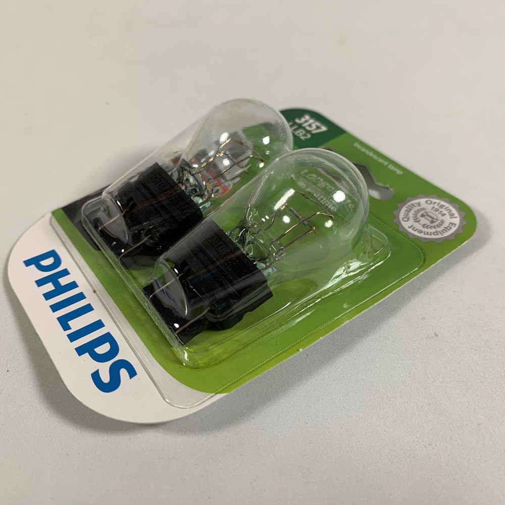 Philips LongerLife 3157 Two-Pack Bulbs, Back Up Reverse Light Replacement Lamps
