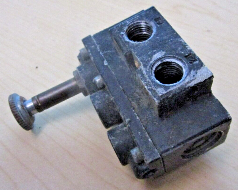 ARO A412SS-024-B SOLENOID AIR CONTROL VALVE