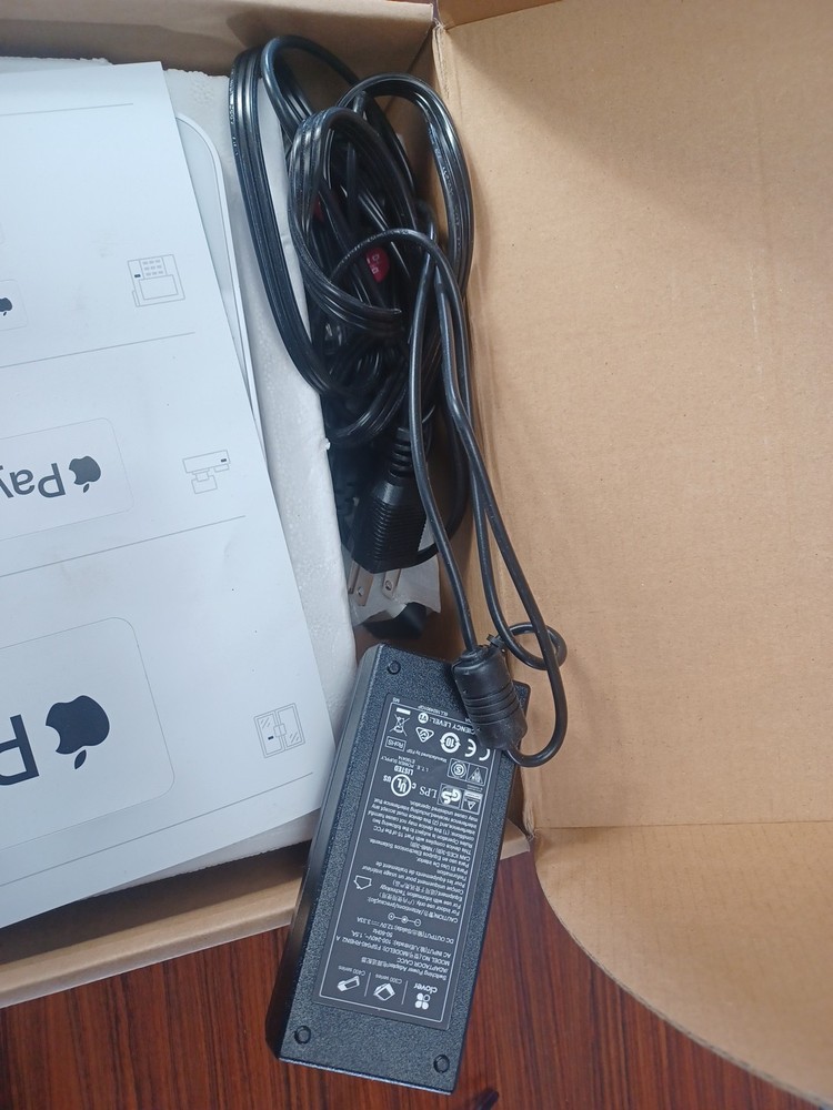 Clover Mini Wifi C300 Card Reader POS System