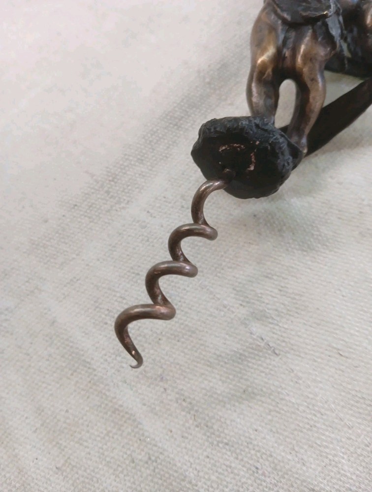 COLLECTABLE BRONZED CORKSCREW WITH WINGED CHERRUB HANDLE
