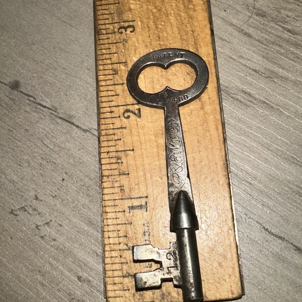 Antique Skeleton Key Solid Barrel Legit Antique Key P & E Mfg. #12