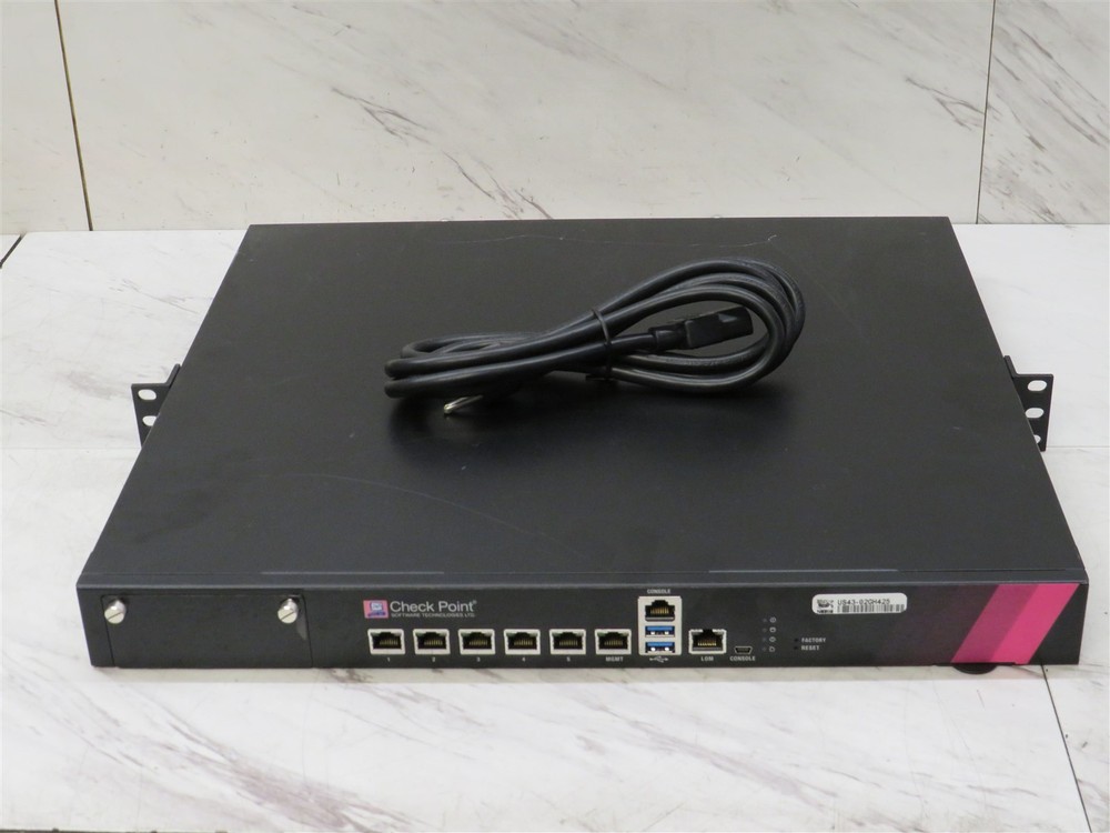Check Point 5200 PB-20 Firewall Network Appliance