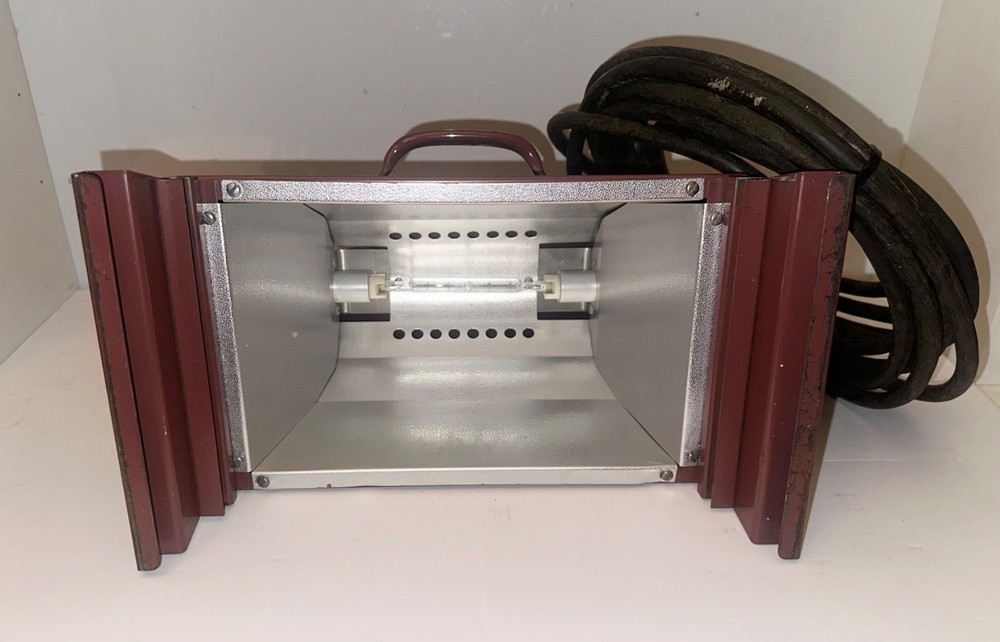 1960’s Mole-Richardson Type 3211 1K Studio Light - RCA Astro Space Provenance