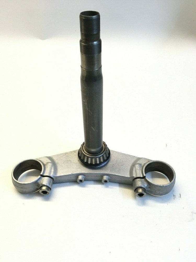 Triumph Sprint RS955 & ST955 Bottom Yoke