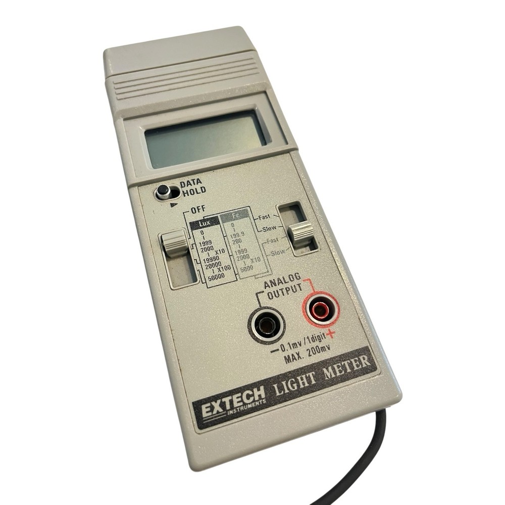 EXTECH Light Meter with Remote Sensor 0-50,000 Lux Analog/Digital Output 401025