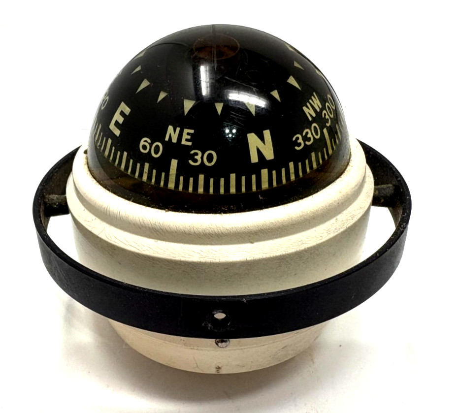 VINTAGE AIRGUIDE AUTO/BOAT COMPASS