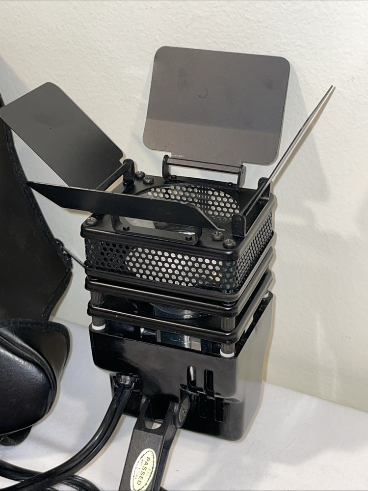 Photography Flood Light w Barn Doors NO Bulb