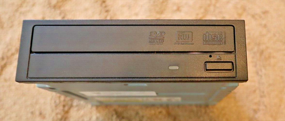 Philips & Lite-on DH-16AES DVD/CD SATA Rewritable Drive