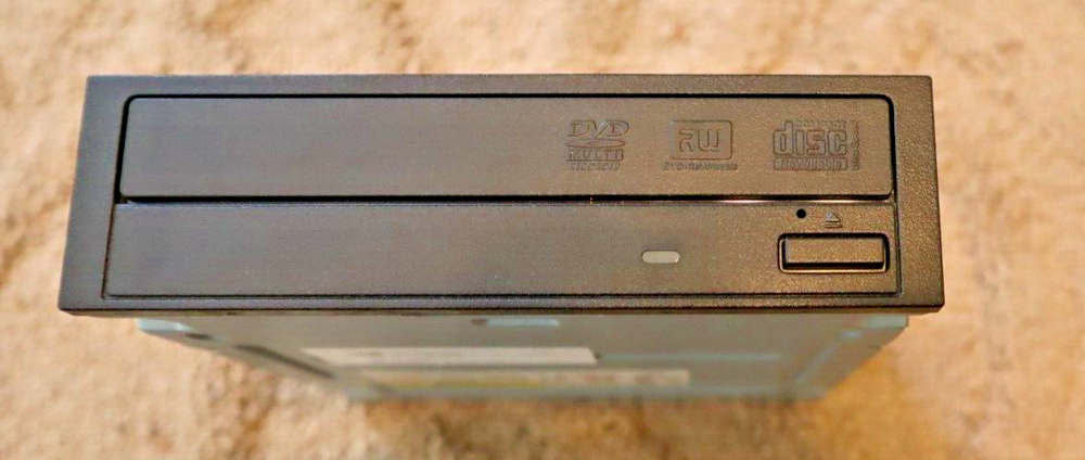 Philips & Lite-on DH-16AES DVD/CD SATA Rewritable Drive