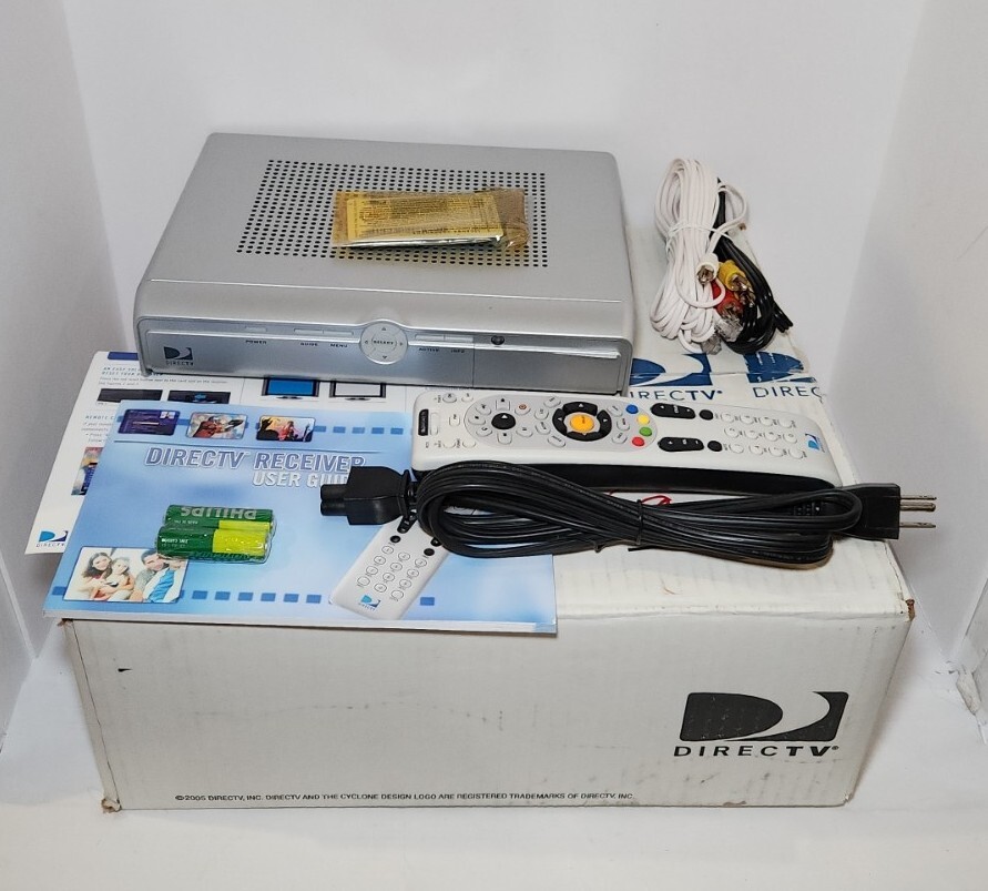 DIRECTV D11-100 TV SATELITE RECEIVERS BOX ULCB-1