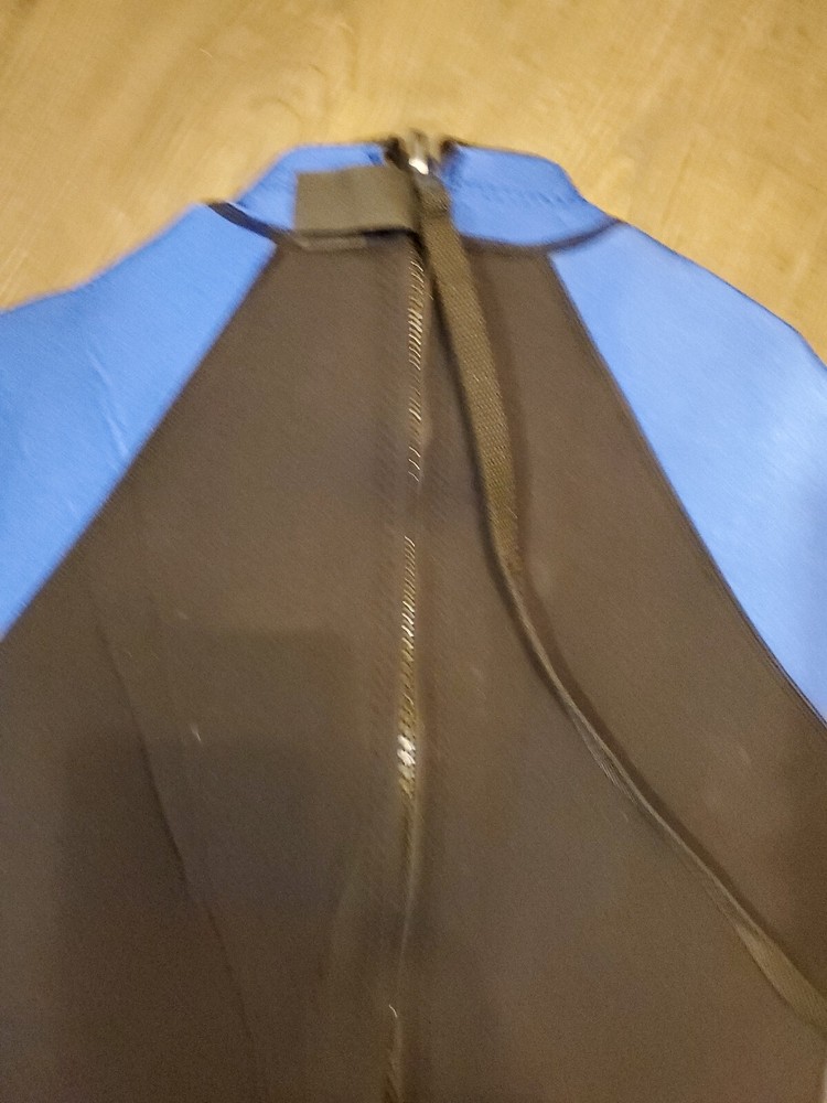 Ist Proline Black Blue Scuba Surf Wet Suit Size 7