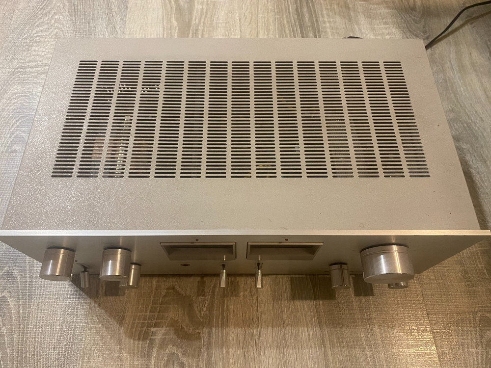 Pioneer SA-606 Amplifier works, Great condition!