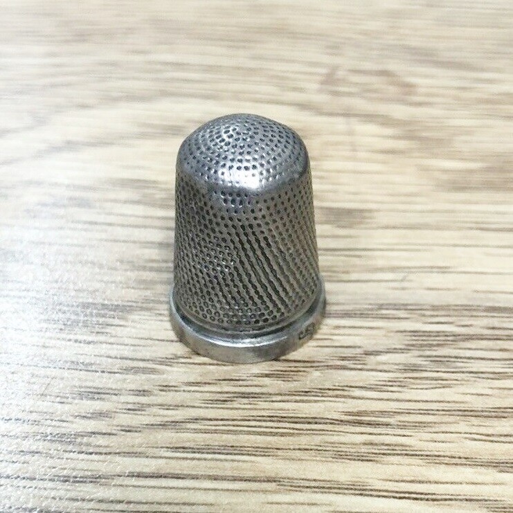 VINTAGE 925 Sterling Silver Thimble