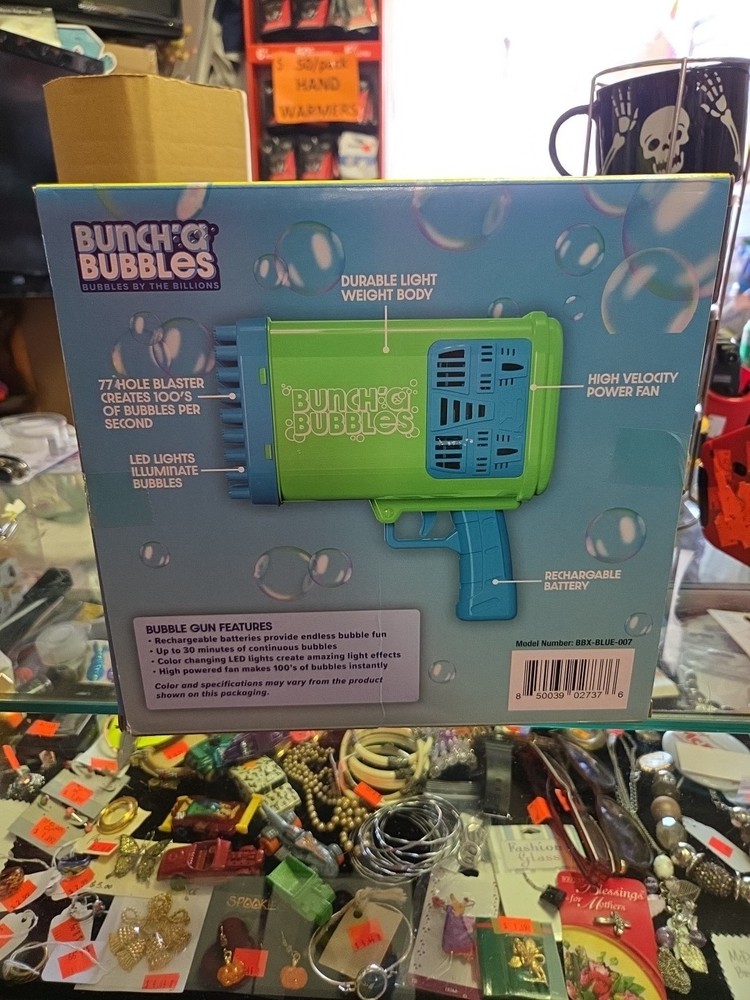 Bunch Bubbles Rechargeable LED GlowingSprays 100’s Bubbles Per Second FAST SHIP