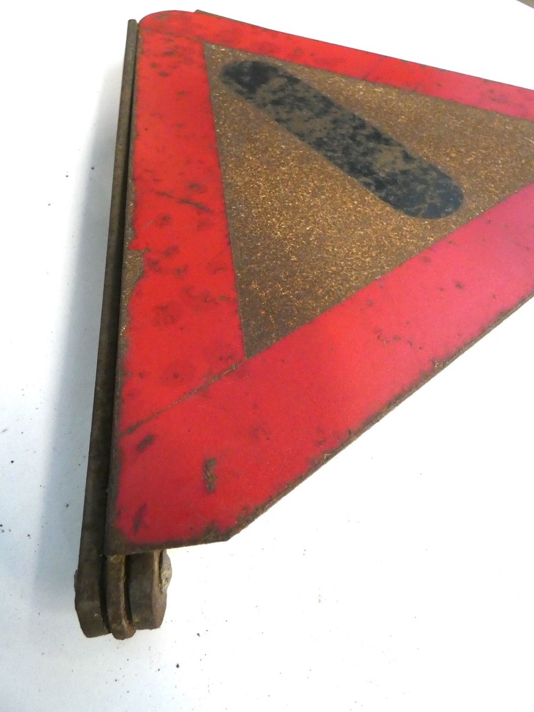 Classic car vintage warning triangle solid