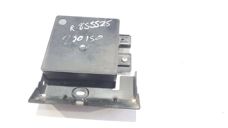 Used Blind Spot Detection System Warning Control Module fits: 2013 Jaguar Xf Dri