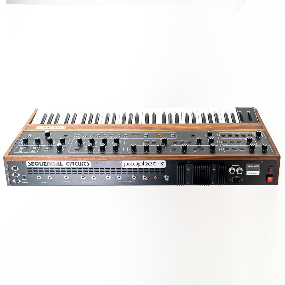 1982 Sequential Circuits Prophet-5 | Rev 3.3 | Model 1000 w/ Kenton MIDI