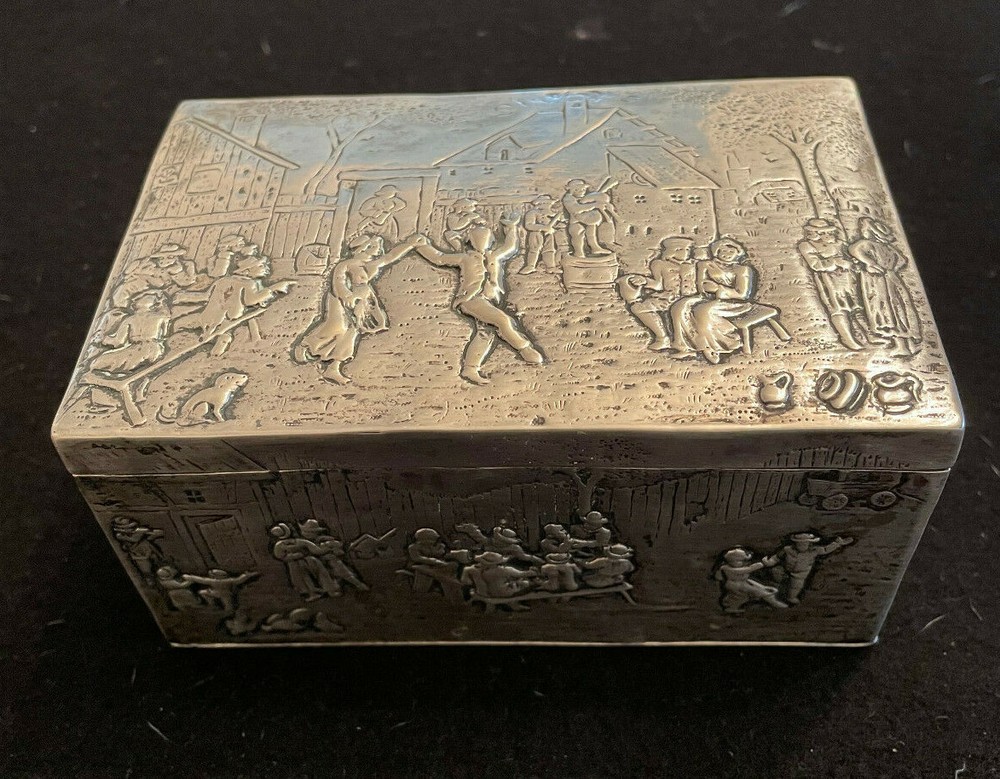 Hanau Nuremberg Germany 18th Centrury Silver Box