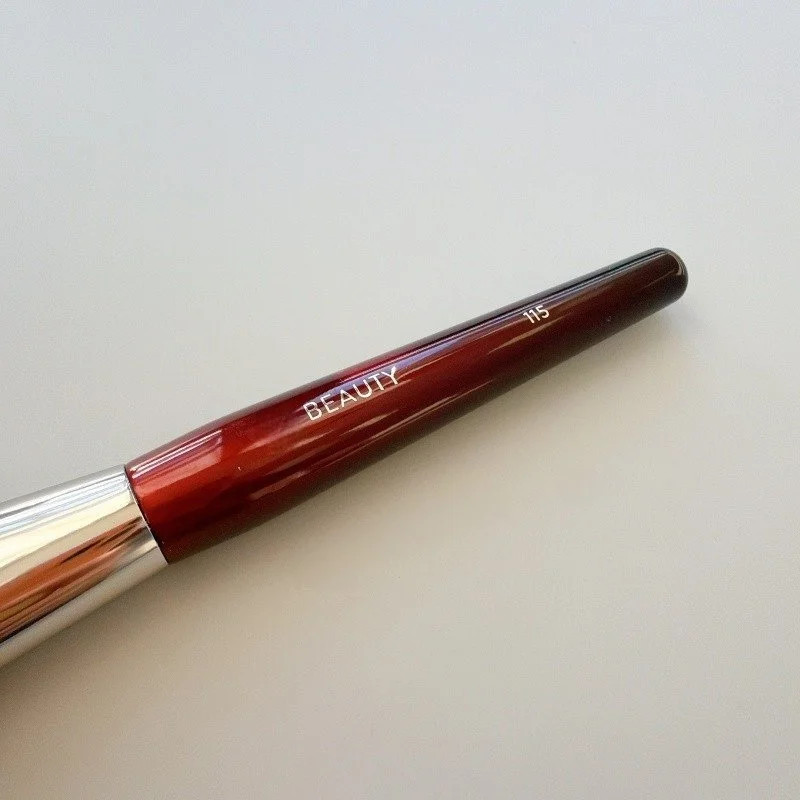 BK 115 Medium Contoured Foundation Brush