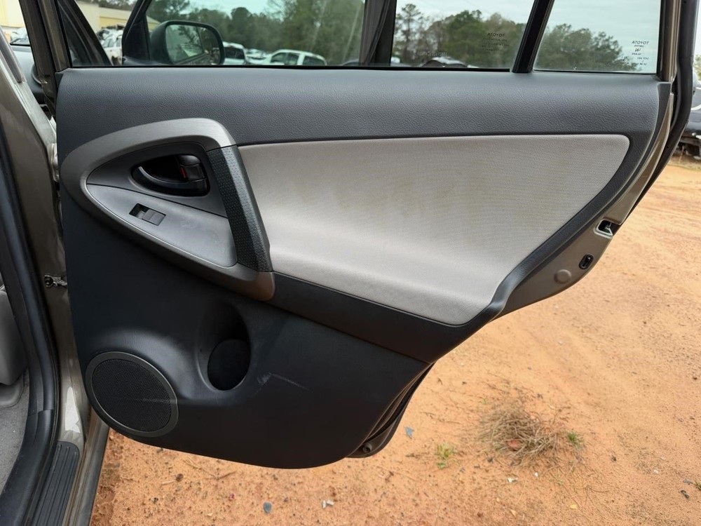 RAV 4 2012 Fuse Box Cabin 104961807