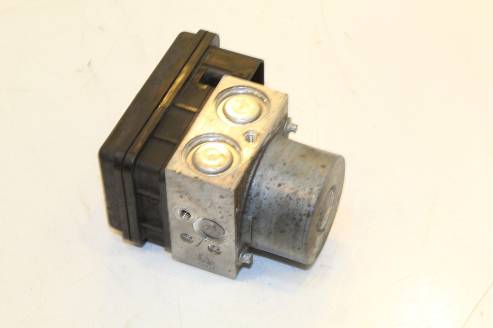 2019 Kawasaki Versys KLE 650 ABS Pump Unit Module 16082-0783