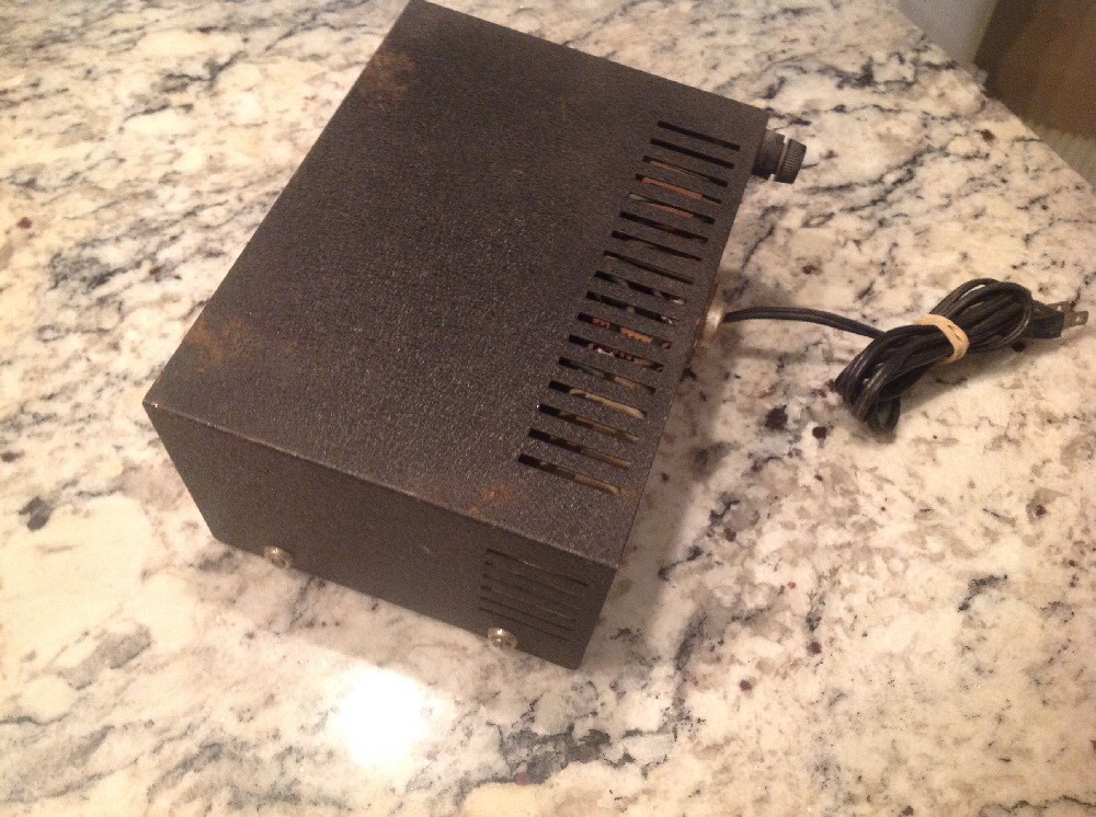Digital Read Out Capacitance Meter Powers On. No Probes. Free Shipping