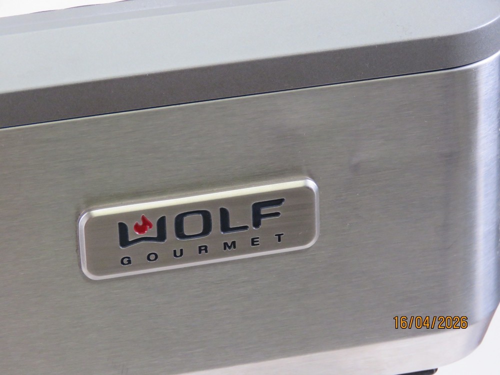 Wolf Gourmet Programable Coffee Maker WGCM100S Auto Drip System Red Knobs [G6]