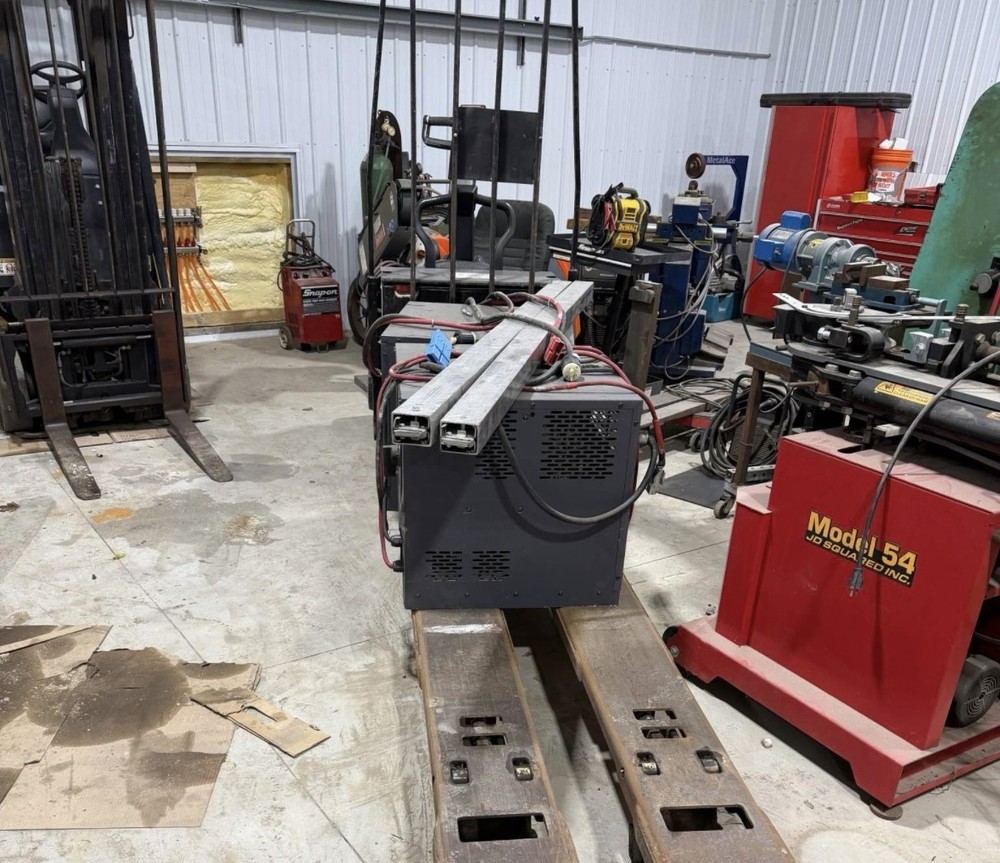 Electric Pallet Jack / Order Picker