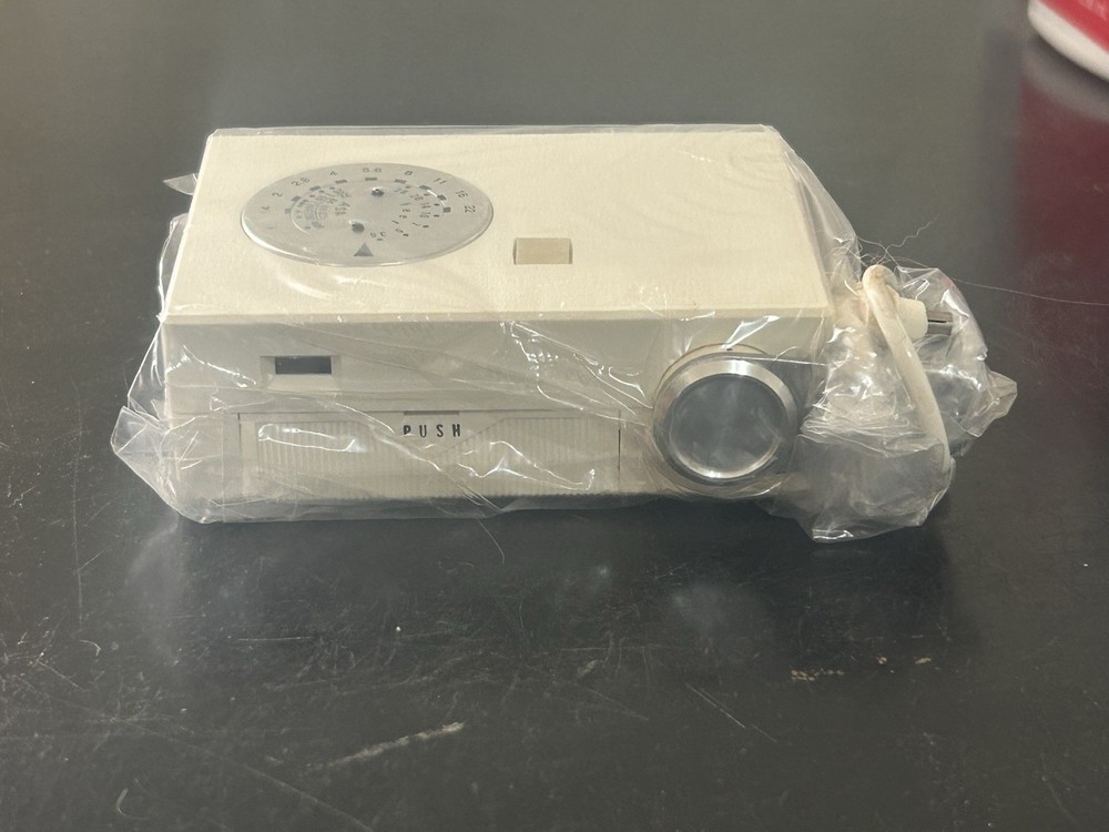 SOLIGOR Electronic Flash Unit MK-4 AC Terminal/Cable Reflector Open Flash Button