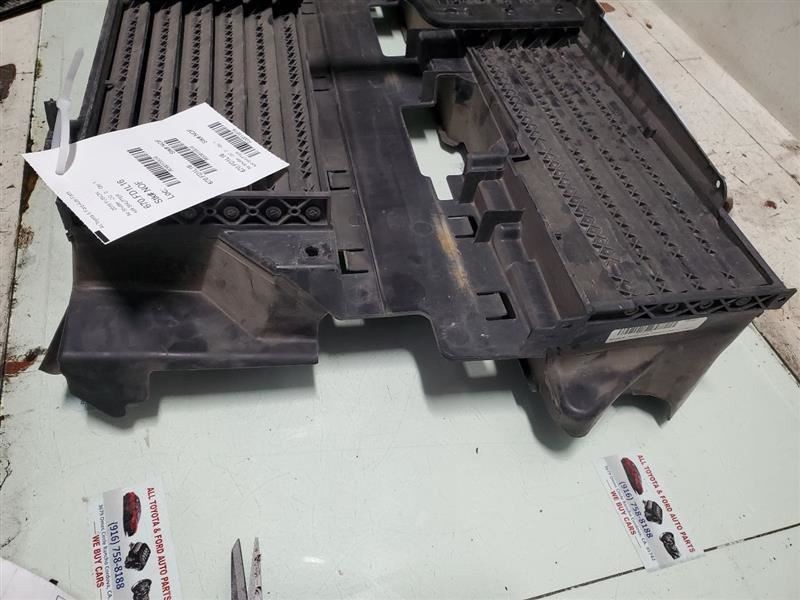 FUSION 2016 Air Shutter 15516 OEM Used Part