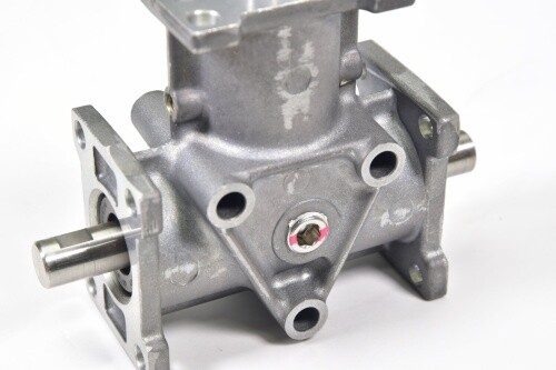 TSUBAKI ARA310LR, MITER, Angular gear with solid shaft, 1:1