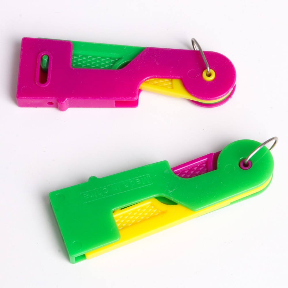 2pcs Sewing Needle Automatic Threader Device Thread Guide Tool for Elderly Use